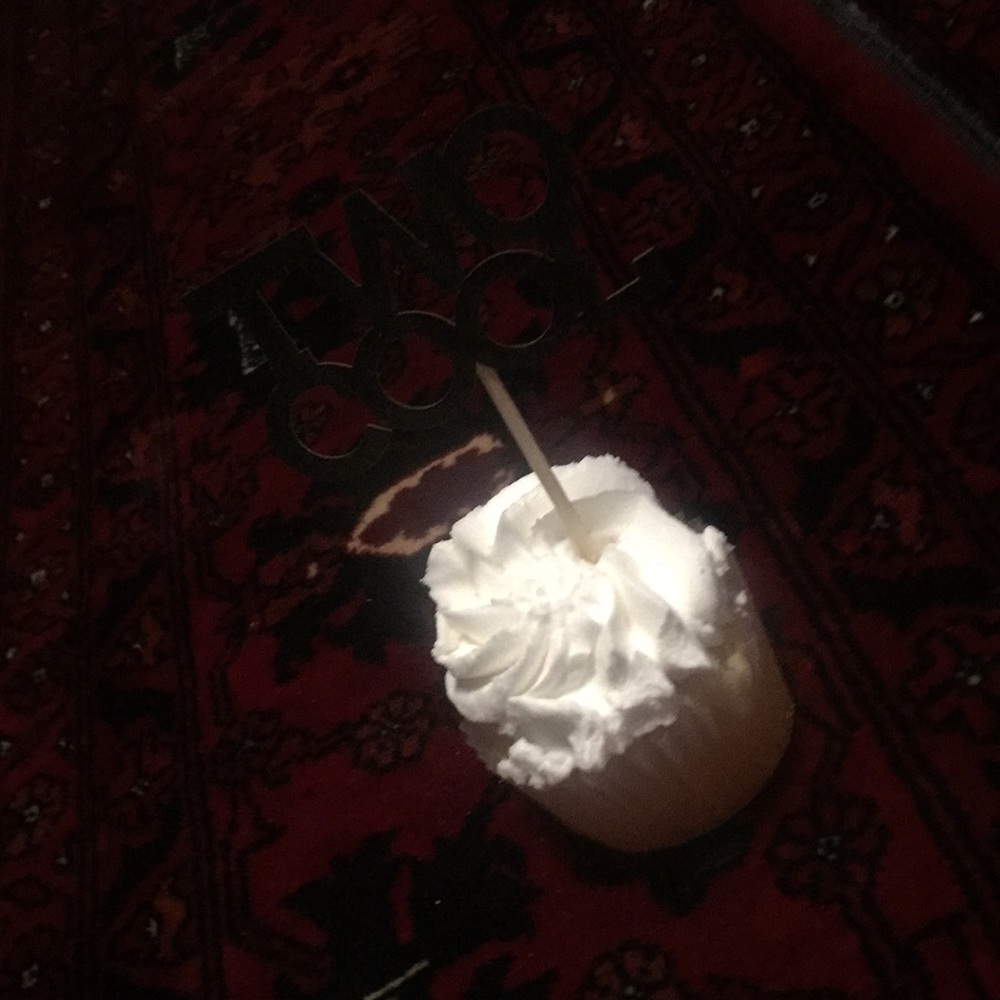 Meet your Posher, Nooria